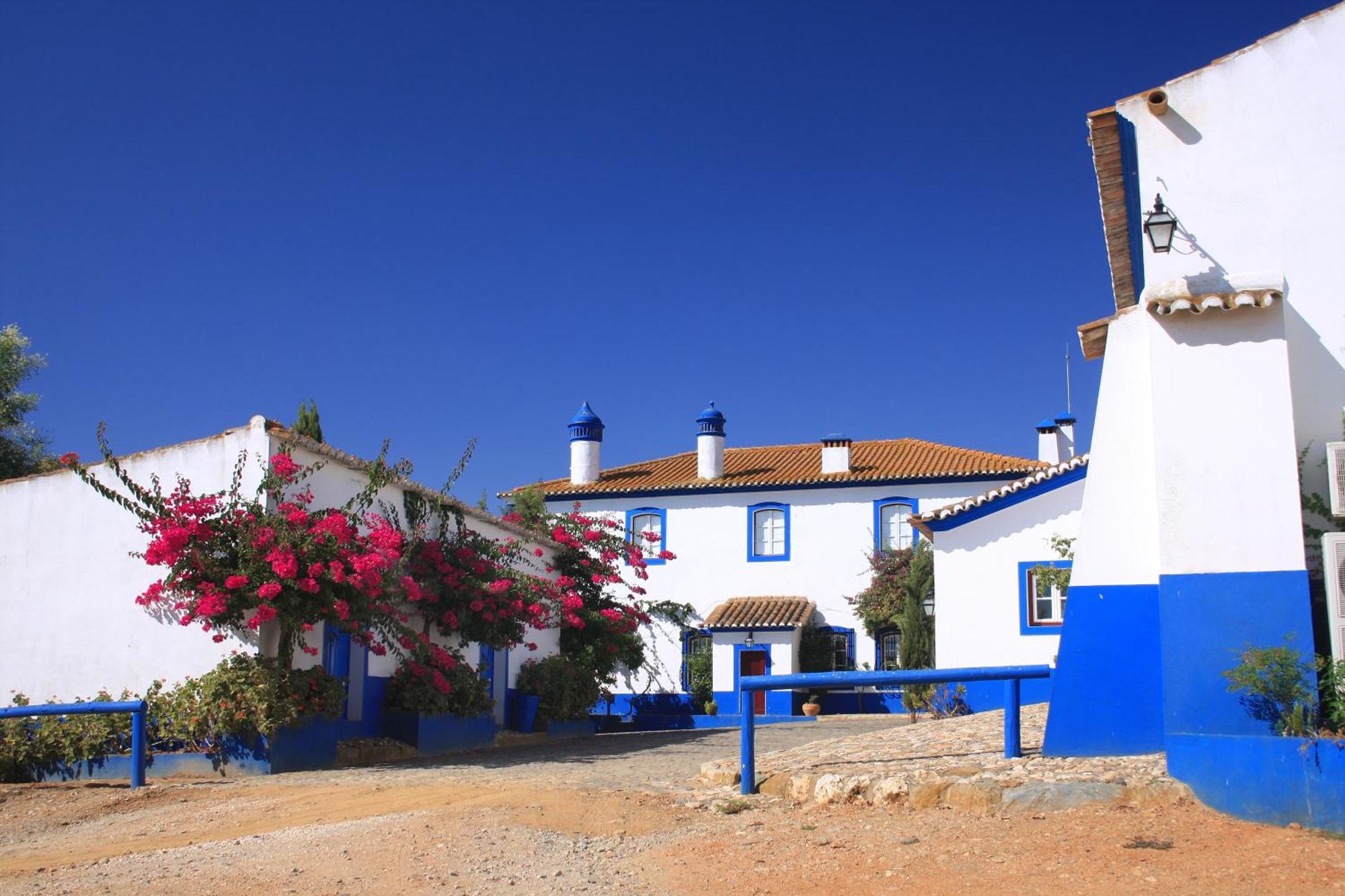 Vale Do Manantio Hotell Moura Exteriör bild